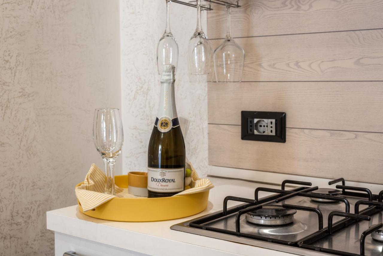 Yhellow Home Comfy Apartment Bari Eksteriør bilde