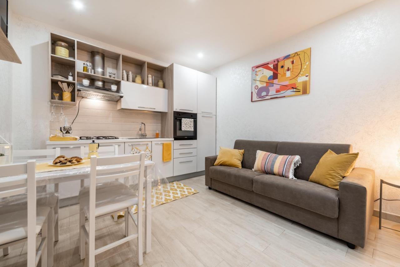 Yhellow Home Comfy Apartment Bari Eksteriør bilde